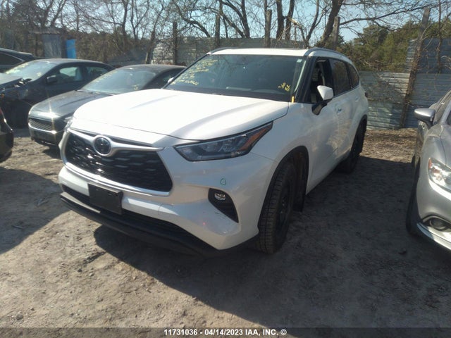 Toyota Highlander Xle 2021 5TDGZRBH0MS136367 Image 2