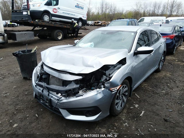 Honda Civic Lx 2018 2HGFC2F67JH017157 Image 2