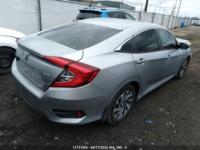 Honda Civic Lx 2018 2HGFC2F67JH017157 Image 4