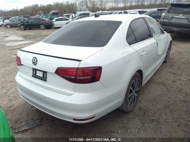 3VWB67AJ8GM268032 Volkswagen JETTA SE