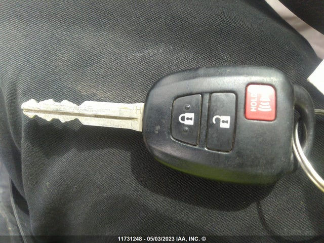 Toyota Rav4 Xle 2014 2T3WFREV6EW101161 Image 3