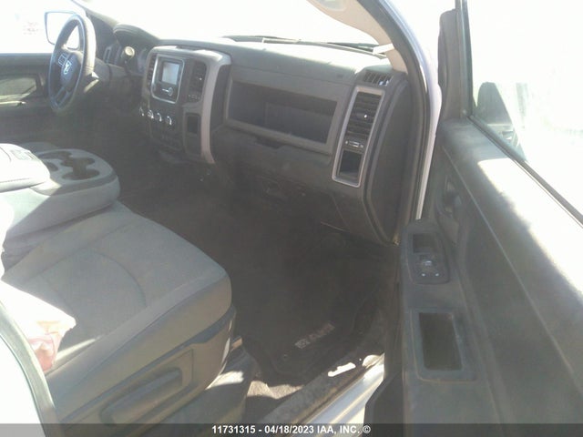 3C6RR7KT4HG531102 RAM 1500 St