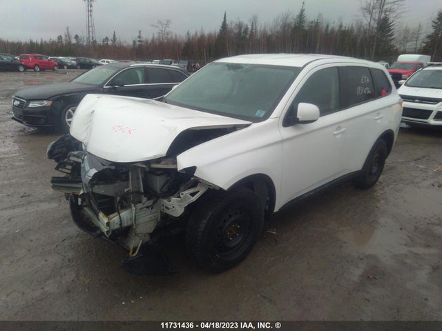 JA4AZ2A36FZ600955 Mitsubishi Outlander Es
