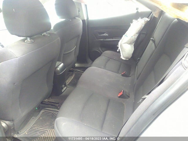 Chevrolet Cruze 2014 1G1PC5SB1E7356045 Image 9
