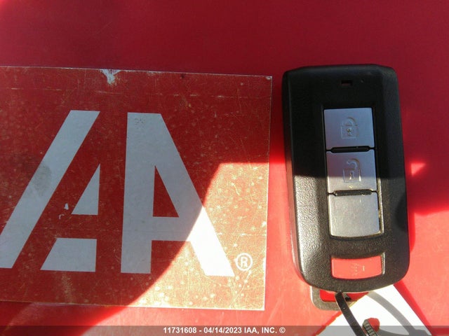 JA4AT4AAXJZ611865 Mitsubishi Eclipse Cross Le