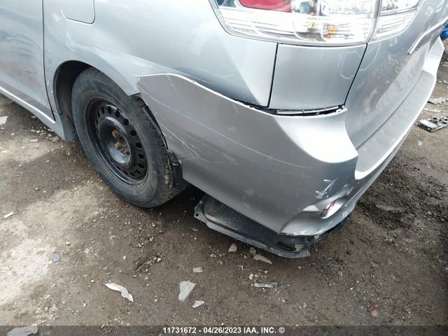 Toyota SIENNA SE 2015 5TDXK3DC0FS555714 Image 7
