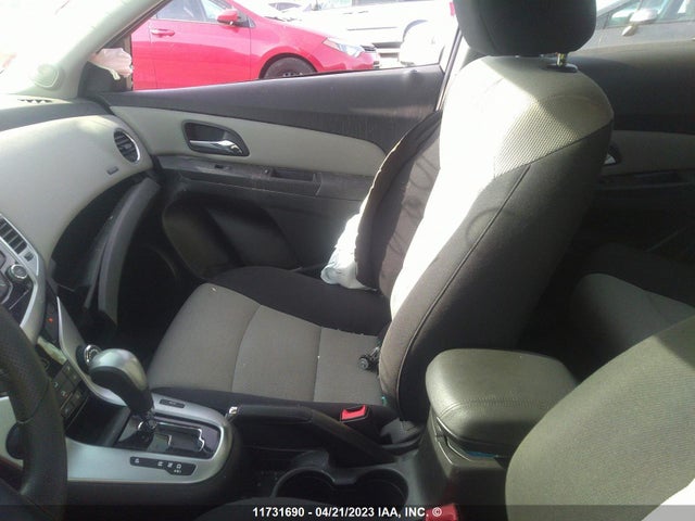 Chevrolet CRUZE LS 2015 1G1PL5SH9F7155774 Image 9
