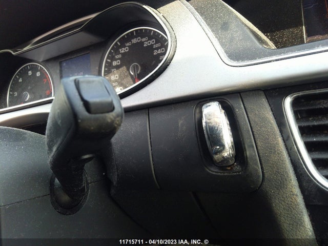 WAUBFCFL8FN008186 Audi A4 PREMIUM