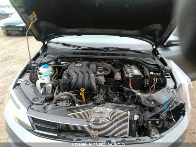 3VW2K7AJ0FM330064 Volkswagen JETTA S
