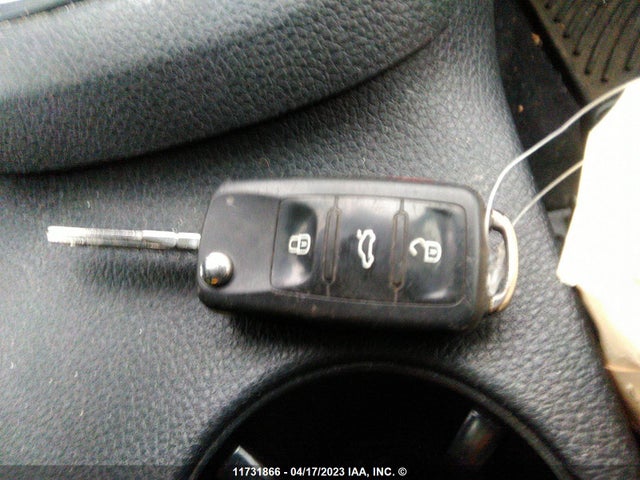 3VW2K7AJ0FM330064 Volkswagen JETTA S
