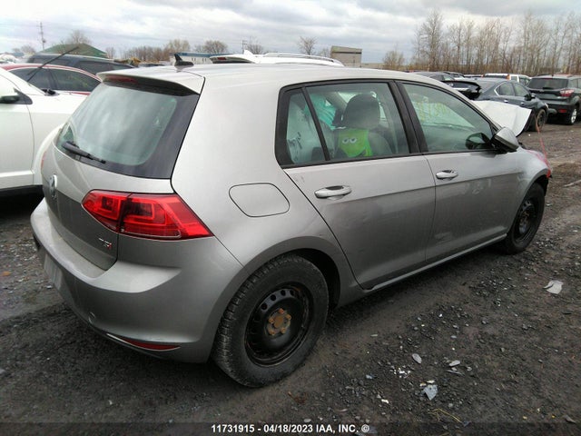 3VW217AU1HM021574 Volkswagen Golf S/wolfsburg/se/sel