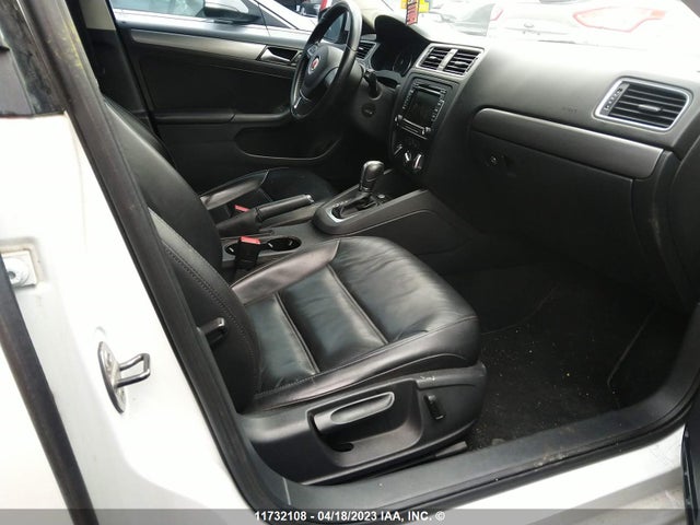 3VWLL7AJ1EM422736 Volkswagen JETTA TDI