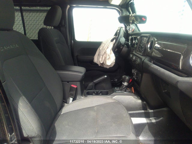 1C4HJXEG5MW866844 Jeep TJ