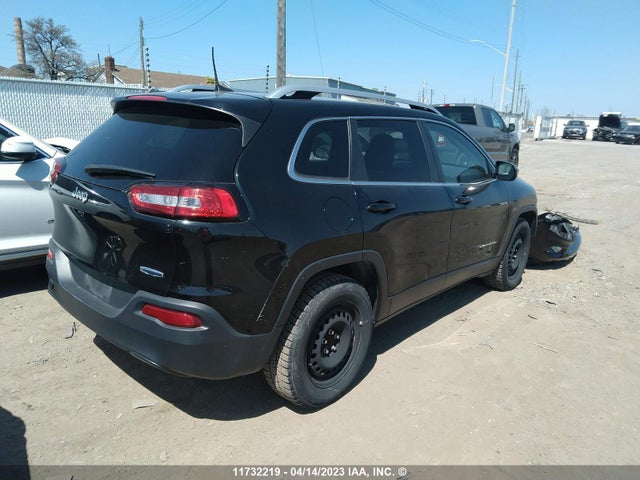 1C4PJLCB6JD618296 Jeep Cherokee North