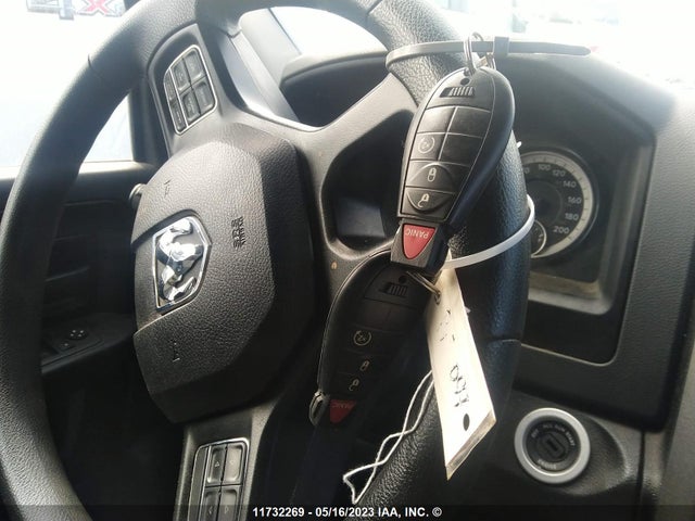 1C6RR7KT3JS321203 RAM 1500 Express