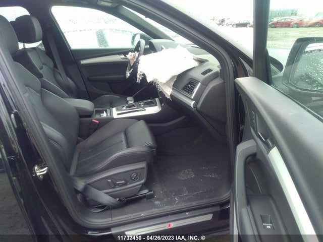 WA1ENAFY1L2058499 Audi Q5 Titanium Premium Plus