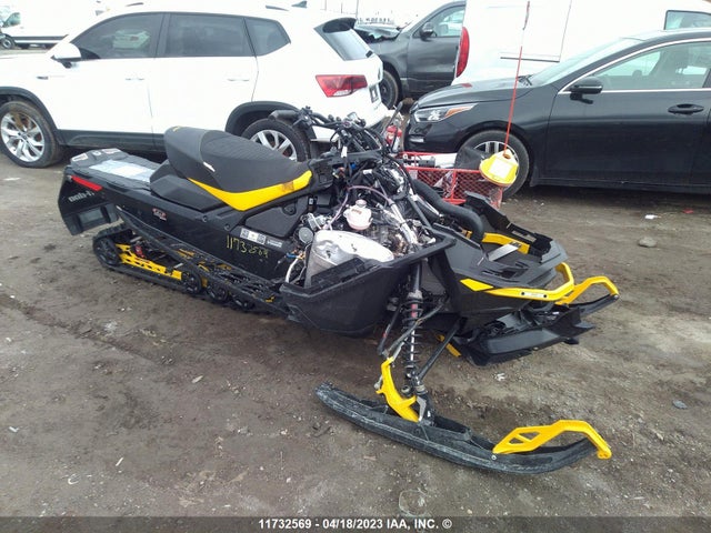 Skidoo Skandic Skidoo Snowmobile 2023 2BPSDRPB4PV000177 Image 1