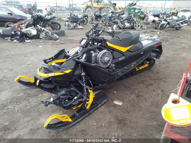 Skidoo Skandic Skidoo Snowmobile 2023 2BPSDRPB4PV000177 Image 2
