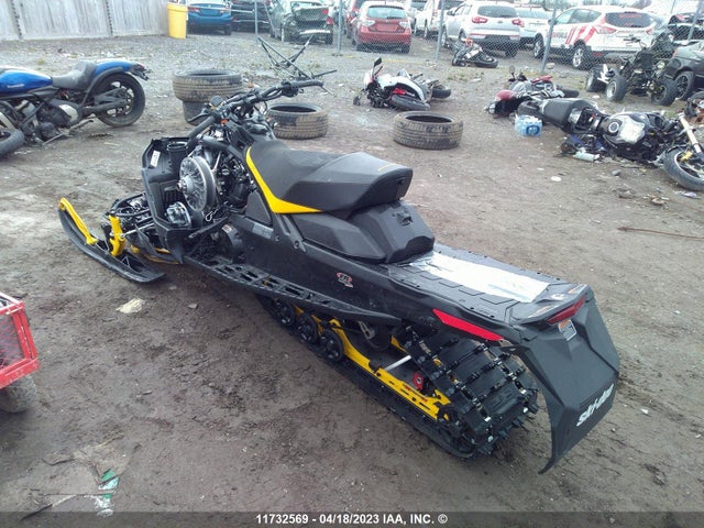 Skidoo Skandic Skidoo Snowmobile 2023 2BPSDRPB4PV000177 Image 4