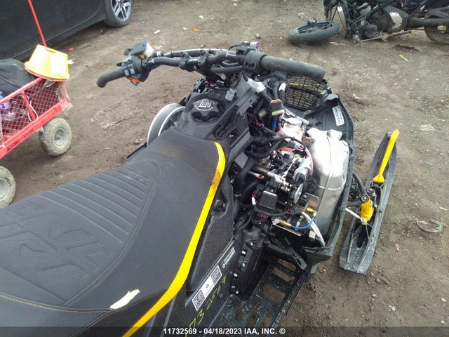 Skidoo Skandic Skidoo Snowmobile 2023 2BPSDRPB4PV000177 Image 6
