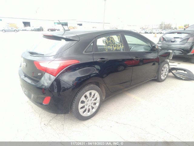 Hyundai ELANTRA GT 2016 KMHD25LH4GU288985 Image 6