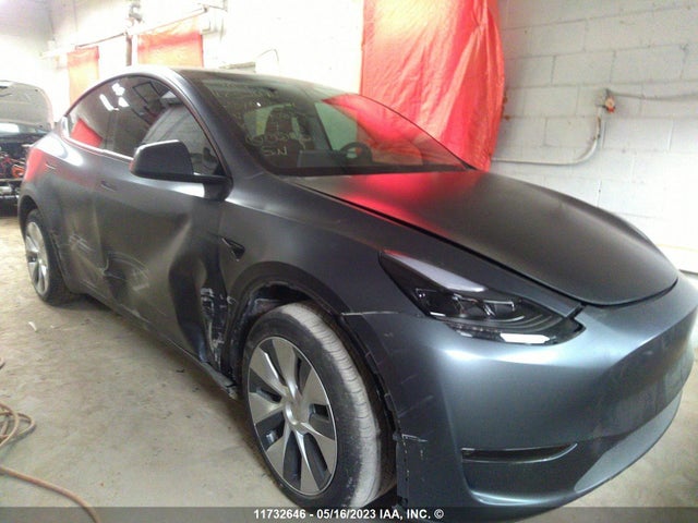 7SAYGDEE6PF590889 Tesla Model Y Long Range