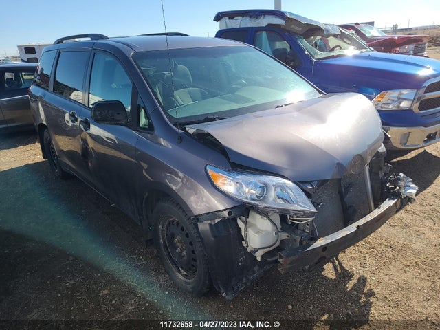 Auction sale of the 2011 Toyota Sienna, vin: 5TDZK3DC8BS021430, lot number: 11732658