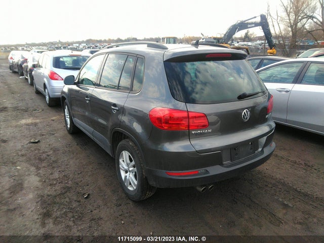 WVGJV7AX3FW559294 Volkswagen Tiguan S/se/sel/r-line