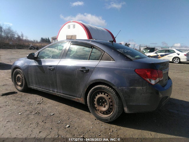 Chevrolet Cruze Diesel 2014 1G1P75SZ1E7102045 Image 3