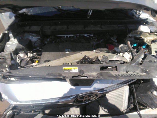 Toyota Highlander Platinum 2022 5TDFZRBH1NS212305 Image 10