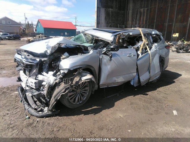 Toyota Highlander Platinum 2022 5TDFZRBH1NS212305 Image 2