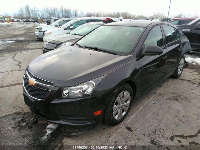 Chevrolet CRUZE LS 2014 1G1PL5SH1E7145884 Image 2