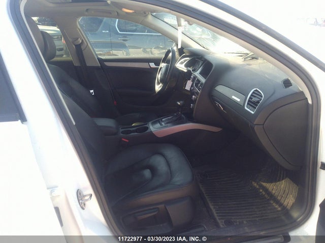 WAUBFCFL5EN030922 Audi A4 PREMIUM