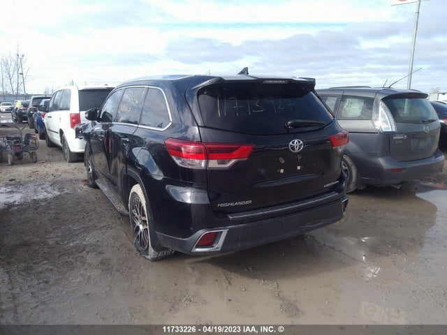 Toyota Highlander Limited 2018 5TDDZRFH2JS825173 Image 4