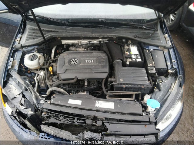 3VW117AU7FM064311 Volkswagen GOLF