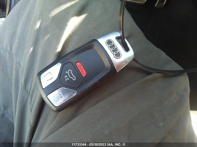 WAUTNAF59KA042877 Audi A5 Coupe Progressiv