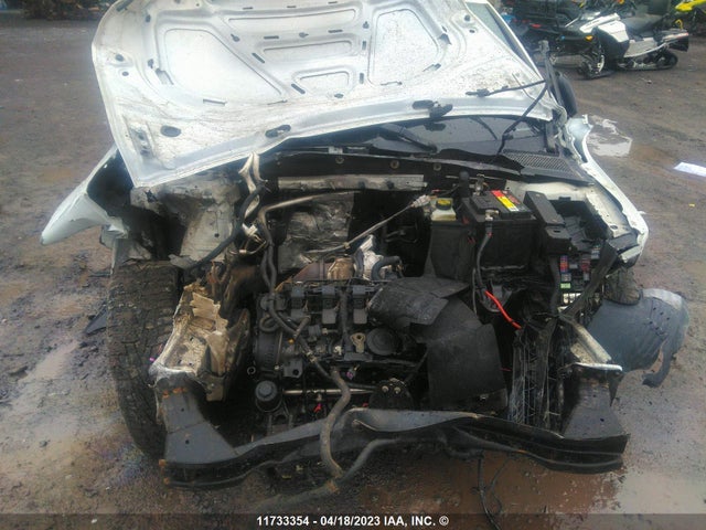 WVWWF7AUXHW175562 Volkswagen Golf R