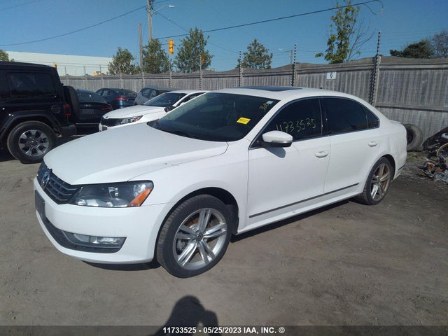 Volkswagen Passat Comfortline 2014 1VWBN7A33EC116355 Image 2