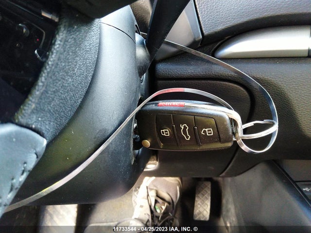 WAUAUGFF2J1061890 Audi A3 PREMIUM