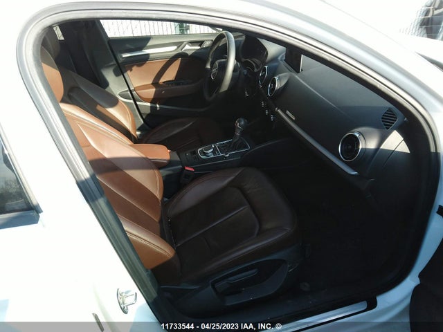 WAUAUGFF2J1061890 Audi A3 PREMIUM