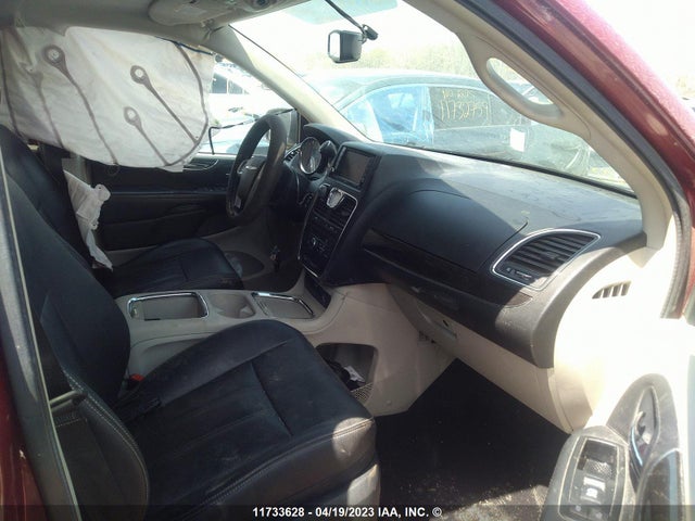 2C4RC1CG5ER336060 Chrysler Town & Country Touring L