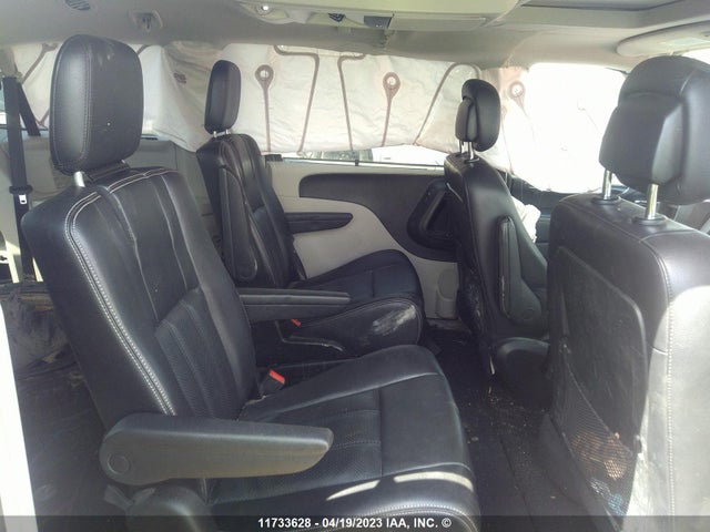 2C4RC1CG5ER336060 Chrysler Town & Country Touring L