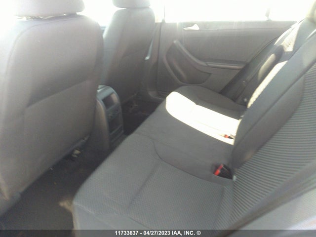 3VW2K7AJ7EM295988 Volkswagen JETTA S