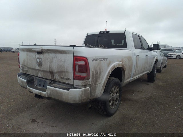 3C63R3EL2NG236585 RAM 3500 Laramie