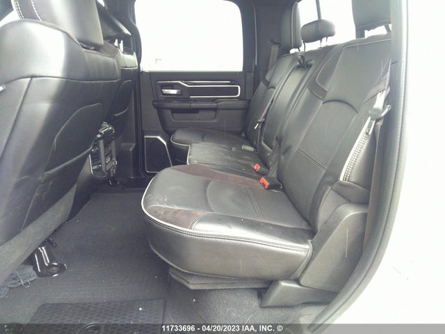 3C63R3EL2NG236585 RAM 3500 Laramie