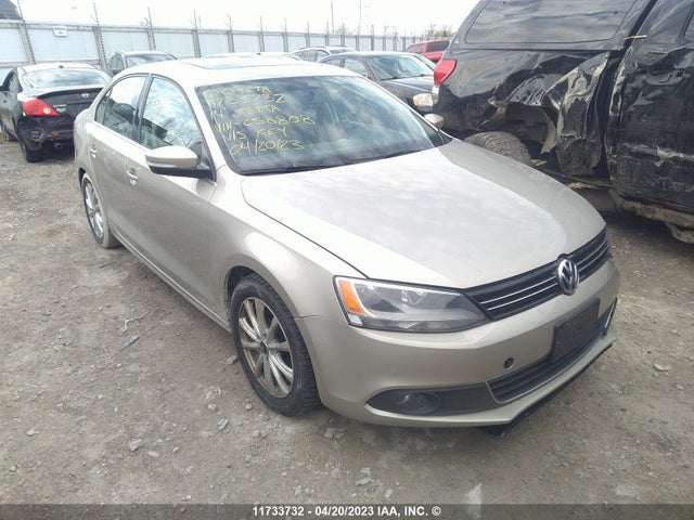 3VWDL7AJ6EM258808 auction archive image