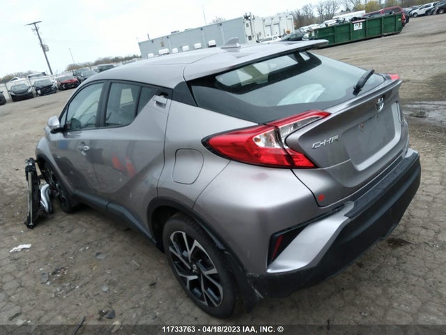 Toyota C-HR XLE 2018 NMTKHMBX8JR011196 Image 5