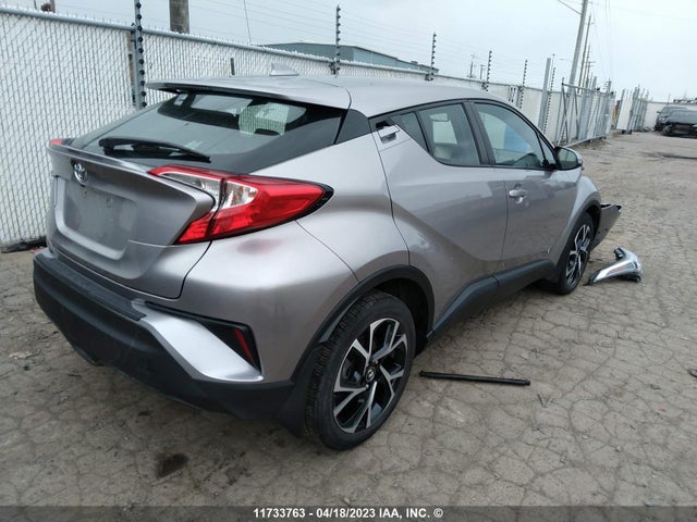 Toyota C-HR XLE 2018 NMTKHMBX8JR011196 Image 6