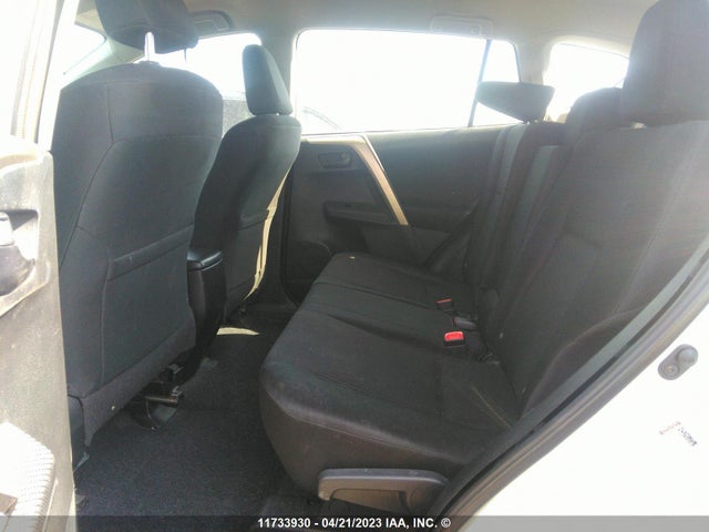 Toyota RAV4 LE 2014 2T3BFREV3EW137582 Image 10