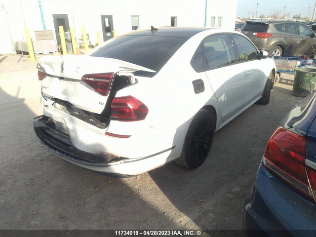 1VWAA7A35JC025492 Volkswagen Passat S/r-line